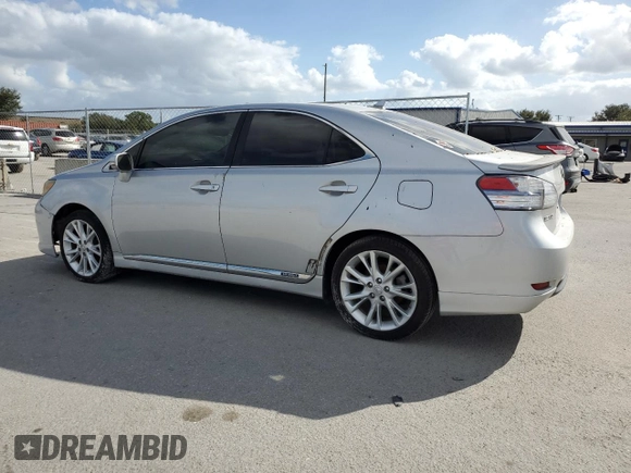 2010 Lexus HS with VIN JTHBB1BA9A2018368, listed as a Copart auction lot 79904094 with Not Provided miles and Salvage Title. Bid and sale history available at carsss.com. Image 2.
