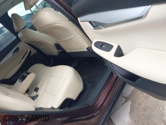 2020 Infiniti QX50 Luxe с VIN 3PCAJ5M14LF109388, выставлен на аукционе IAAI как лот 42602813 с пробегом 52 606 миль миль и . История ставок и продаж доступна на DreamBid. Изображение 8.