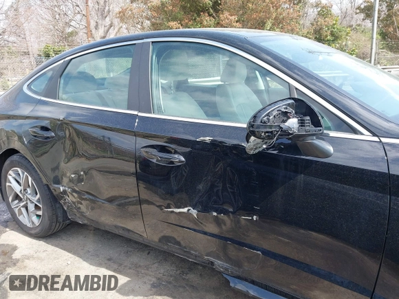 2023 Hyundai Sonata SEL with VIN KMHL64JA3PA294102, listed as a IAAI auction lot 41844821 with 17,031 mi miles and . Bid and sale history available at DreamBid. Image 6.