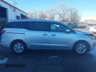 2016 Kia Sedona LX with VIN KNDMB5C18G6164472, listed as a IAAI auction lot 41661530 with 116,904 mi miles. Bid and sale history available at carsss.com. Image 13.