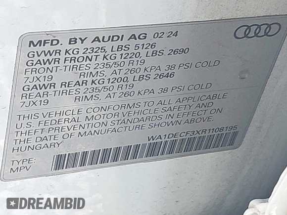 2024 Audi Q3 S line Premium z VIN WA1DECF3XR1108195, wystawiony jako IAAI lot #41833728 z przebiegiem Nie podano mil oraz . Historia ofert i sprzedaży dostępna na DreamBid. Obrazek 9.