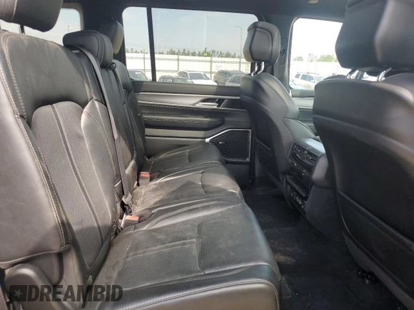2024 Jeep Wagoneer Series II with VIN 1C4SJVBP9RS113346, listed as a Copart auction lot 61156025 with 72,670 mi miles and Clean title. Bid and sale history available at DreamBid. Image 11.