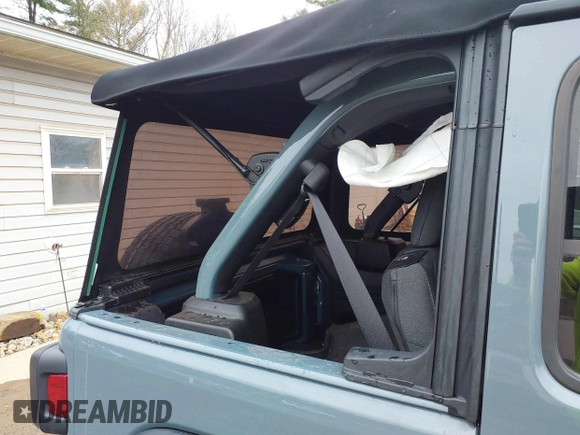 2024 Jeep Wrangler Sport S with VIN 1C4PJXDN3RW124591, listed as a IAAI auction lot 41984208 with 30,271 mi miles and . Bid and sale history available at DreamBid. Image 18.