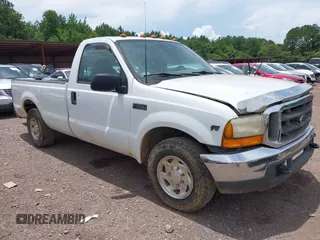 2000 Ford F-250 XL с VIN 1FTNF20L8YEA35197, выставлен на аукционе IAAI как лот 42503940 с пробегом 265 922 миль миль и . История ставок и продаж доступна на DreamBid. Изображение 1.
