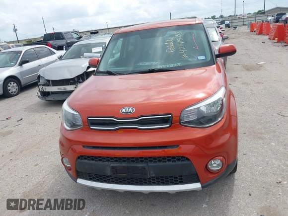 2018 Kia Soul + with VIN KNDJP3A5XJ7562086, listed as a IAAI auction lot 42141583 with 71,238 mi miles. Bid and sale history available at carsss.com. Image 12.