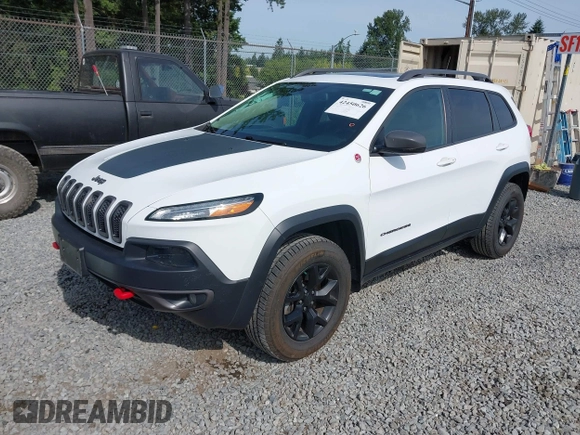 2018 Jeep Cherokee Trailhawk z VIN 1C4PJMBX3JD533323, wystawiony jako IAAI lot #42450626 z przebiegiem 123 174 mil mil oraz . Historia ofert i sprzedaży dostępna na DreamBid. Obrazek 2.