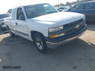 1999 Chevrolet Silverado 1500 LS with VIN 2GCEC19W3X1157367, listed as a IAAI auction lot 41616556 with 336,895 mi miles. Bid and sale history available at carsss.com. Image 1.