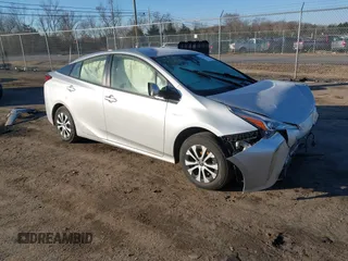 2020 Toyota Prius LE with VIN JTDL9RFU5L3013217, listed as a IAAI auction lot 41650064 with 124,704 mi miles and . Bid and sale history available at DreamBid. Image 1.