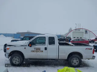 2016 Ford Super Duty F-250 SRW XLT with VIN 1FT7X2B67GEA18368, listed as a IAAI auction lot 41524825 with 139,242 mi miles. Bid and sale history available at carsss.com. Image 14.