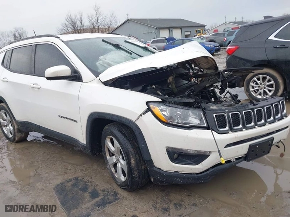 2018 Jeep Compass Latitude with VIN 3C4NJCBBXJT309014, listed as a IAAI auction lot 41659700 with 1 mi miles. Bid and sale history available at carsss.com. Image 1.