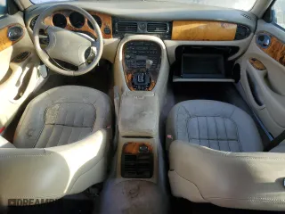 1998 Jaguar XJ with VIN SAJHX1245WC819762, listed as a Copart auction lot 81480174 with 132,491 mi miles and Salvage Title. Bid and sale history available at carsss.com. Image 8.