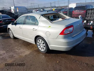 2008 Mercury Milan z VIN 3MEHM07Z58R638718, wystawiony jako IAAI lot #41536905 z przebiegiem 70 729 mil mil oraz . Historia ofert i sprzedaży dostępna na DreamBid. Obrazek 3.