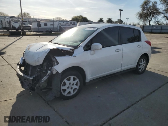 2007 Nissan Versa 1.8 S with VIN 3N1BC13E77L394464, listed as a Copart auction lot 49515385 with 415,885 mi miles and Salvage Title. Bid and sale history available at carsss.com. Image 1.