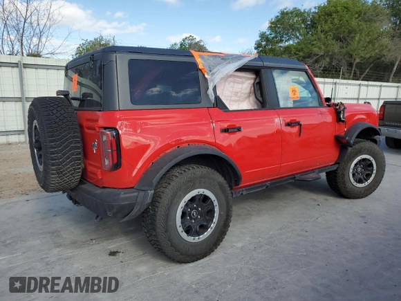 2023 Ford Bronco z VIN 1FMEE5DP6PLC01420, wystawiony jako Copart lot #52883195 z przebiegiem 11 620 mil mil oraz Szkoda całkowita • Salvage title. Historia ofert i sprzedaży dostępna na DreamBid. Obrazek 3.