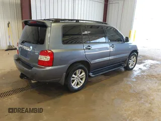 2006 Toyota Highlander Hybrid with VIN JTEDW21AX60002782, listed as a IAAI auction lot 41979903 with 295,778 mi miles. Bid and sale history available at carsss.com. Image 4.