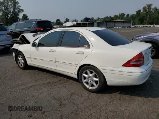 2004 Mercedes-Benz C 320 with VIN WDBRF64J64F449079, listed as a Copart auction lot 70637514 with 130,830 mi miles and Salvage Title. Bid and sale history available at DreamBid. Image 2.