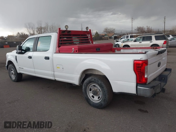 2017 Ford F-350 XL with VIN 1FT7W3AT2HED28252, listed as a IAAI auction lot 41722914 with Not Provided miles and . Bid and sale history available at DreamBid. Image 3.