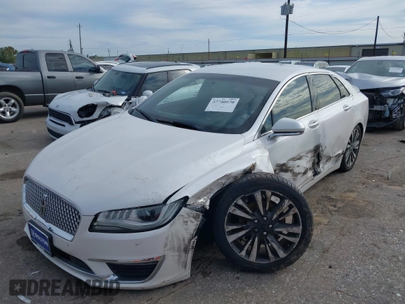 2017 Lincoln MKZ Select with VIN 3LN6L5C96HR614633, listed as a IAAI auction lot 37740570 with 82,970 mi miles. Bid and sale history available at carsss.com. Image 2.