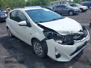 2015 Toyota Prius One z VIN JTDKDTB37F1094645, wystawiony jako IAAI lot #42779146 z przebiegiem 149 416 mil mil oraz . Historia ofert i sprzedaży dostępna na DreamBid. Obrazek 1.