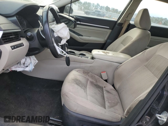 2019 Nissan Altima SV z VIN 1N4BL4DV2KC103781, wystawiony jako Copart lot #50294125 z przebiegiem 89 640 mil mil oraz Nie do naprawy • Non repairable. Historia ofert i sprzedaży dostępna na DreamBid. Obrazek 7.