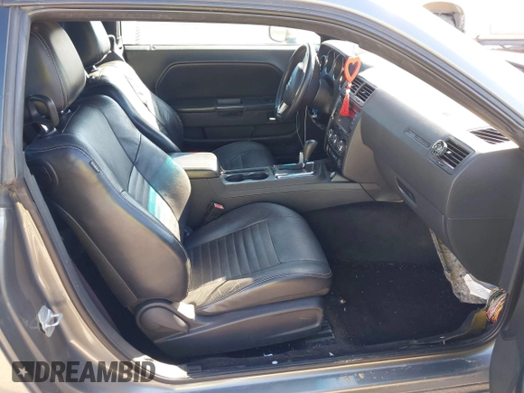 2012 Dodge Challenger SXT Plus with VIN 2C3CDYAG1CH262352, listed as a IAAI auction lot 41662002 with 141,868 mi miles. Bid and sale history available at carsss.com. Image 5.