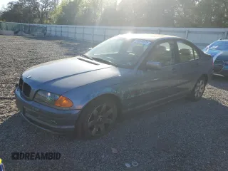 2001 BMW 3 Series 325i with VIN WBAAV33471FU90843, listed as a Copart auction lot 48934835 with 134,146 mi miles and Salvage Title. Bid and sale history available at carsss.com. Image 1.