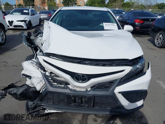 2022 Toyota Camry SE with VIN 4T1G11AKXNU070473, listed as a IAAI auction lot 41937541 with 57,598 mi miles and . Bid and sale history available at DreamBid. Image 12.
