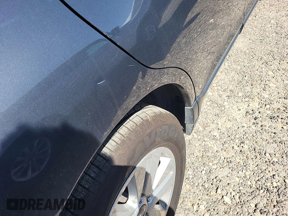 2019 Subaru Outback Premium with VIN 4S4BSAFC9K3250196, listed as a IAAI auction lot 42132371 with 95,533 mi miles. Bid and sale history available at carsss.com. Image 1.