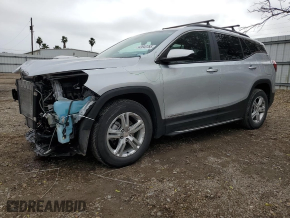 2022 GMC Terrain SLE z VIN 3GKALMEV6NL143864, wystawiony jako Copart lot #42640765 z przebiegiem 24 300 mil mil oraz Czysty tytuł • Clean title. Historia ofert i sprzedaży dostępna na DreamBid. Obrazek 1.