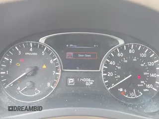 2014 Nissan Altima SV with VIN 1N4AL3AP9EN363762, listed as a IAAI auction lot 42128232 with 114,006 mi miles and . Bid and sale history available at carsss.com. Image 7.