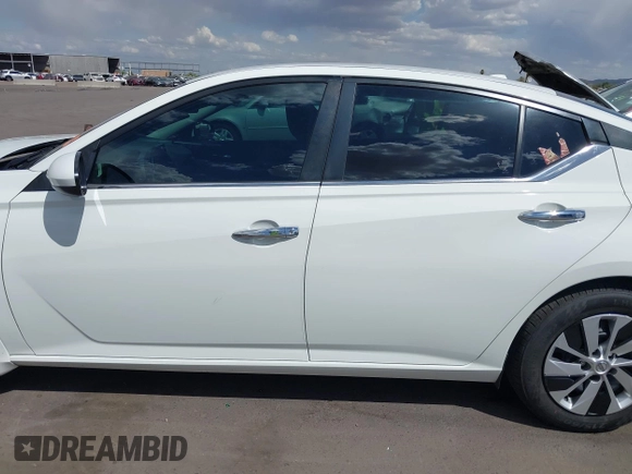 2020 Nissan Altima S with VIN 1N4BL4BV0LN312834, listed as a IAAI auction lot 41967103 with 85,002 mi miles and . Bid and sale history available at carsss.com. Image 15.