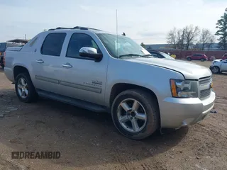 2013 Chevrolet Avalanche LS with VIN 3GNMCEE02DG207190, listed as a IAAI auction lot 41396345 with 223,378 mi miles and . Bid and sale history available at DreamBid. Image 1.