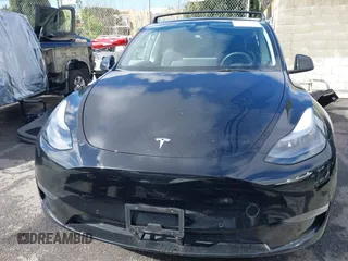2022 Tesla Model Y Performance z VIN 7SAYGDEF9NF532880, wystawiony jako IAAI lot #41583671 z przebiegiem 38 057 mil mil oraz . Historia ofert i sprzedaży dostępna na DreamBid. Obrazek 13.