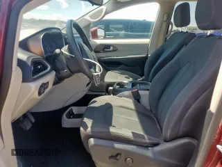 2018 Chrysler Pacifica Touring Plus with VIN 2C4RC1FG6JR212188, listed as a Copart auction lot 54270545 with 161,653 mi miles and Clean Title. Bid and sale history available at DreamBid. Image 7.