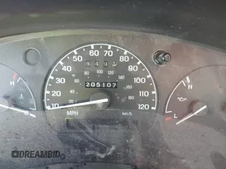 2000 Ford Ranger XL with VIN 1FTYR14V3YPB90285, listed as a IAAI auction lot 42085329 with 205,107 mi miles. Bid and sale history available at carsss.com. Image 7.