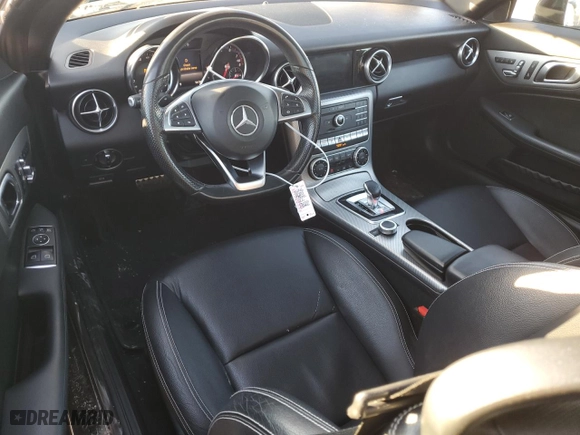 2020 Mercedes-Benz SLC with VIN W1KPK3JA2LF170126, listed as a Copart auction lot 88535245 with 60,141 mi miles and Salvage Title. Bid and sale history available at carsss.com. Image 8.