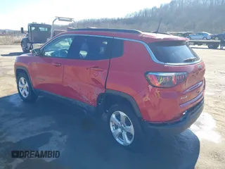 2018 Jeep Compass Latitude with VIN 3C4NJDBB0JT331884, listed as a IAAI auction lot 41737944 with 58,763 mi miles and . Bid and sale history available at DreamBid. Image 3.
