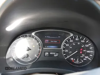 2014 Nissan Altima S with VIN 1N4AL3AP1EC201541, listed as a IAAI auction lot 41777111 with 180,021 mi miles and . Bid and sale history available at DreamBid. Image 7.