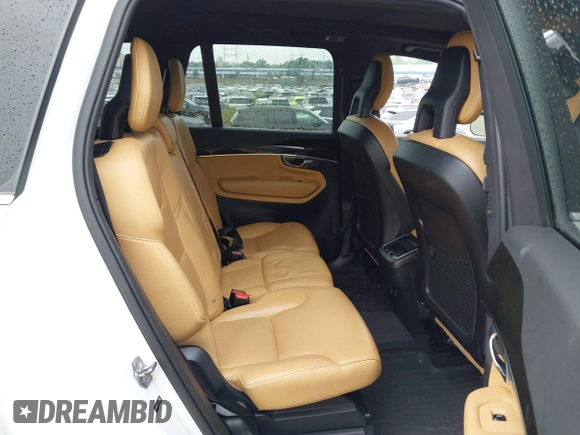 2018 Volvo XC90 Momentum с VIN YV4A22PK8J1213045, выставлен на аукционе IAAI как лот 42437065 с пробегом 78 262 миль миль и . История ставок и продаж доступна на DreamBid. Изображение 8.
