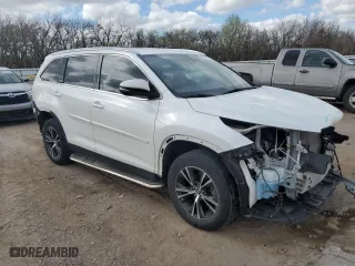 2019 Toyota Highlander SE with VIN 5TDKZRFH8KS326628, listed as a Copart auction lot 50650515 with 59,115 mi miles and Salvage Title. Bid and sale history available at carsss.com. Image 4.