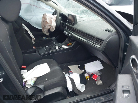 2024 Honda Civic LX z VIN 19XFL2H5XRE023870, wystawiony jako IAAI lot #41776260 z przebiegiem Nie podano mil oraz . Historia ofert i sprzedaży dostępna na DreamBid. Obrazek 5.