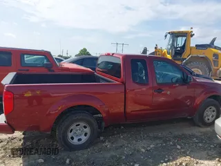 2017 Nissan Frontier S z VIN 1N6BD0CT1HN743460, wystawiony jako IAAI lot #42205104 z przebiegiem 139 333 mil mil oraz . Historia ofert i sprzedaży dostępna na DreamBid. Obrazek 13.