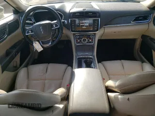 2017 Lincoln Continental Select with VIN 1LN6L9TP6H5628976, listed as a Copart auction lot 60653875 with 177,580 mi miles and Salvage title. Bid and sale history available at DreamBid. Image 8.