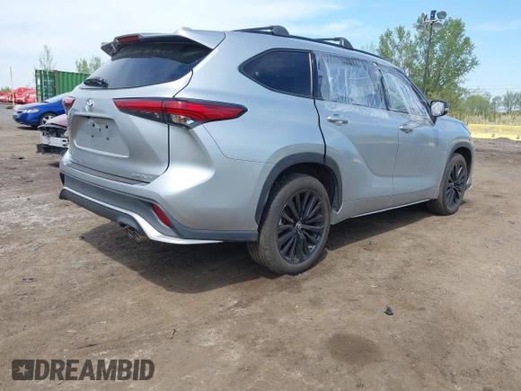 2023 Toyota Highlander L with VIN 5TDKDRBH3PS001588, listed as a IAAI auction lot 42139254 with 21,399 mi miles and . Bid and sale history available at DreamBid. Image 4.