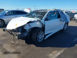 2017 Toyota Camry XLE z VIN 4T1BF1FK4HU358000, wystawiony jako IAAI lot #41692344 z przebiegiem Nie podano mil oraz . Historia ofert i sprzedaży dostępna na DreamBid. Obrazek 17.
