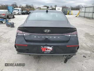 2025 Hyundai Elantra N Line z VIN KMHLR4DF5SU872495, wystawiony jako Copart lot #49594045 z przebiegiem 532 mil mil oraz Szkoda całkowita • Salvage title. Historia ofert i sprzedaży dostępna na DreamBid. Obrazek 6.