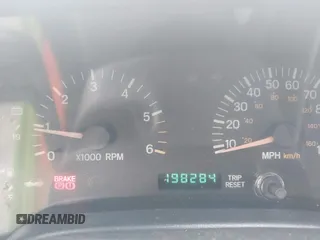 2001 Jeep Cherokee Sport with VIN 1J4FT48S01L604740, listed as a IAAI auction lot 42440685 with 198,284 mi miles and . Bid and sale history available at DreamBid. Image 7.