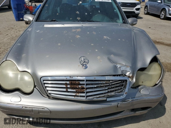 2003 Mercedes-Benz C 240 с VIN WDBRF61J43E012240, выставлен на аукционе Copart как лот 57494745 с пробегом Не указан миль и Списание • Salvage title. История ставок и продаж доступна на DreamBid. Изображение 11.