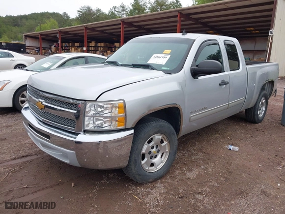 2012 Chevrolet Silverado 1500 LT with VIN 1GCRCSE01CZ332418, listed as a IAAI auction lot 41861959 with 309,818 mi miles. Bid and sale history available at carsss.com. Image 2.