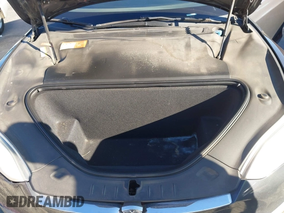 2017 Tesla Model S 100D z VIN 5YJSA1E20HF189557, wystawiony jako IAAI lot #41546084 z przebiegiem 253 218 mil mil oraz . Historia ofert i sprzedaży dostępna na DreamBid. Obrazek 10.